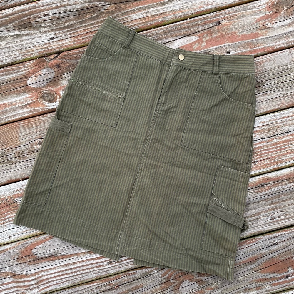 Vintage 90s CLIO Cargo Army Green Pinstripe Skirt